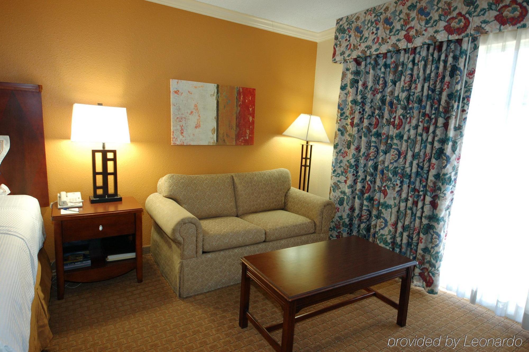 Richmond Inn & Suites Baton Rouge Bilik gambar